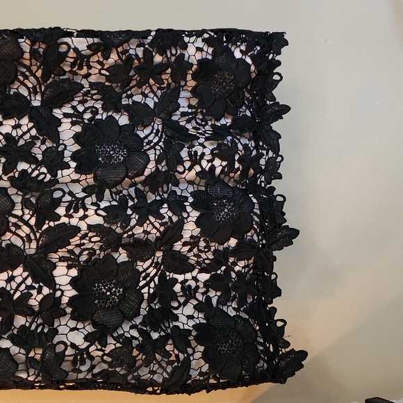 Dress - Picture 5 of 5